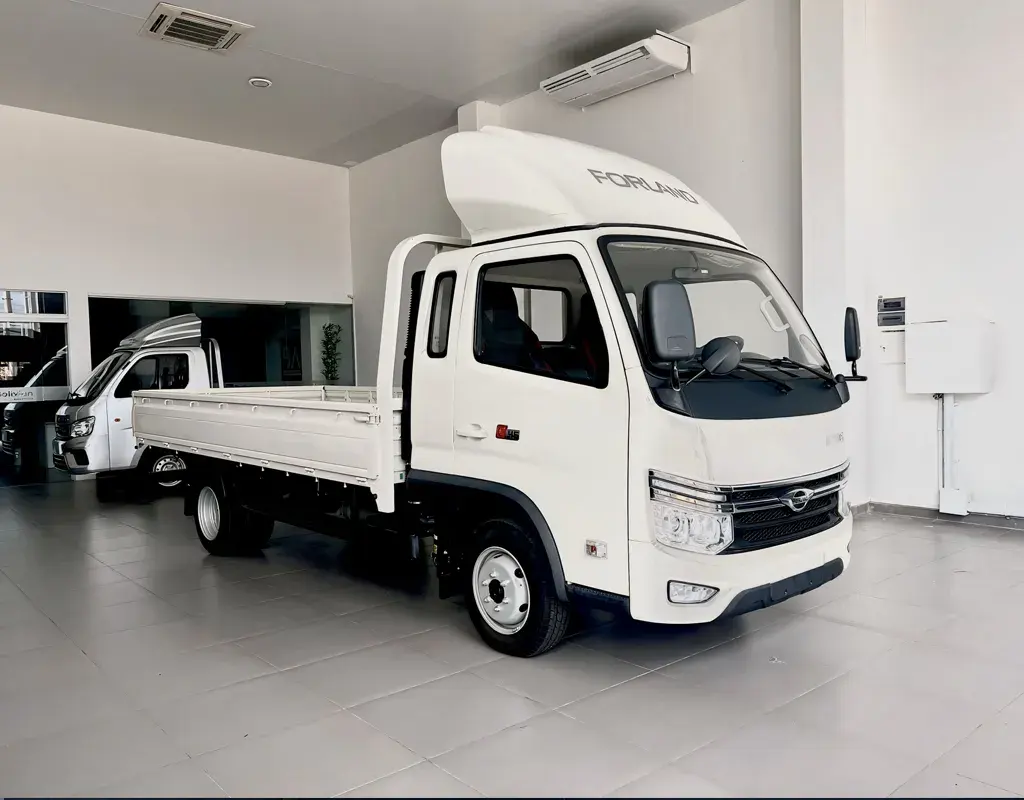 Forland L5 en showroom